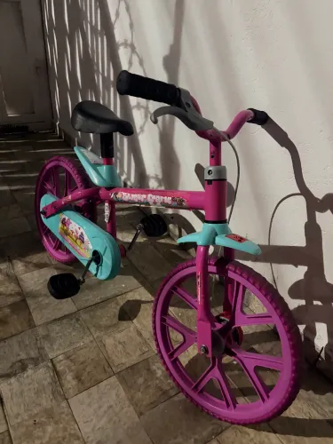 Bicicleta infantil menina 