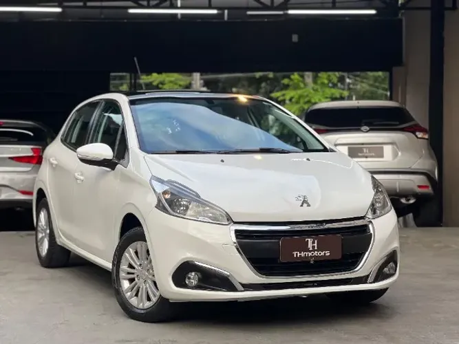 Peugeot 208 Allure 1.2 Flex 12V 5P Mec. 2017