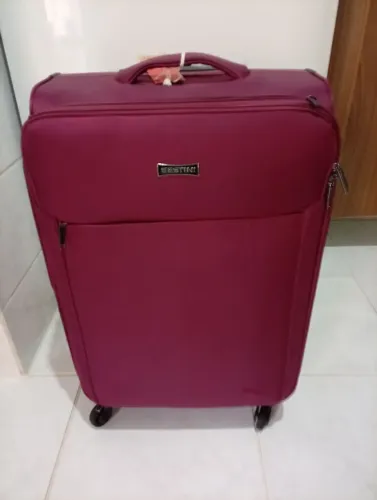 Mala grande pouco uso, 120 reais 