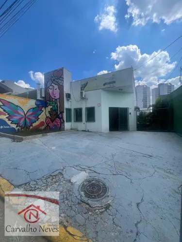 Imóvel comercial com rendimento