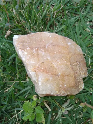 Pedra quartzo bruto 