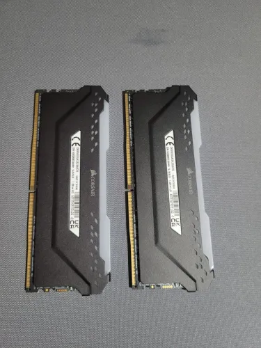 Vendo Memória Ram para PC, ddr4 16gb (2 x 8 gb)