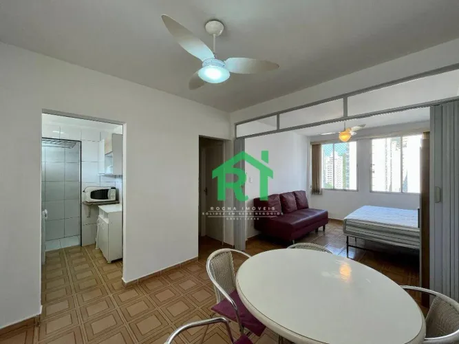 Apartamento à beira mar com 1 quarto, 1 vaga à venda em Pitangueiras, Guarujá