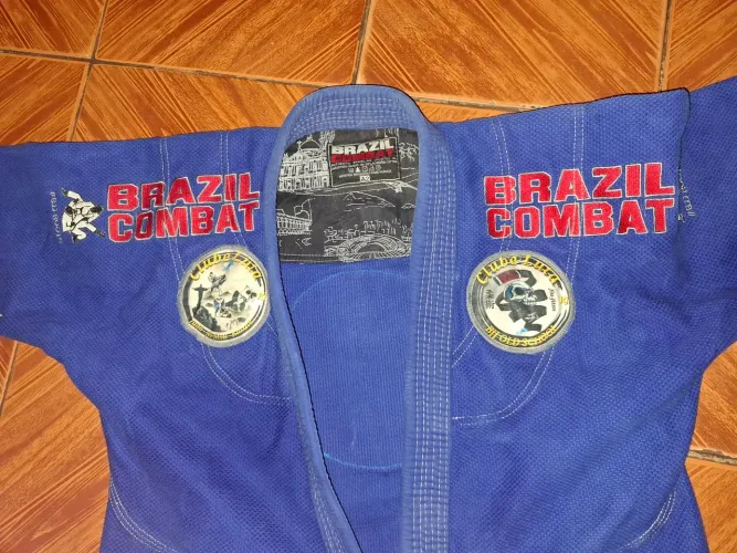 ? KIMONO BRASIL COMBAT ORIGINAL À VENDA! ?