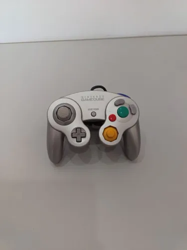 Vendo Controle Nintendo GameCube Prata Semi novo 