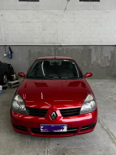 Renault Clio Hi-flex 1.0 16V 3P 2011