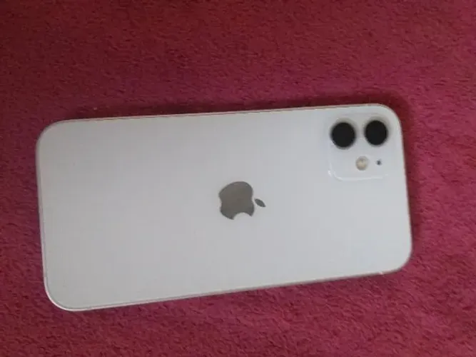 Vendo iPhone 12 , 1050