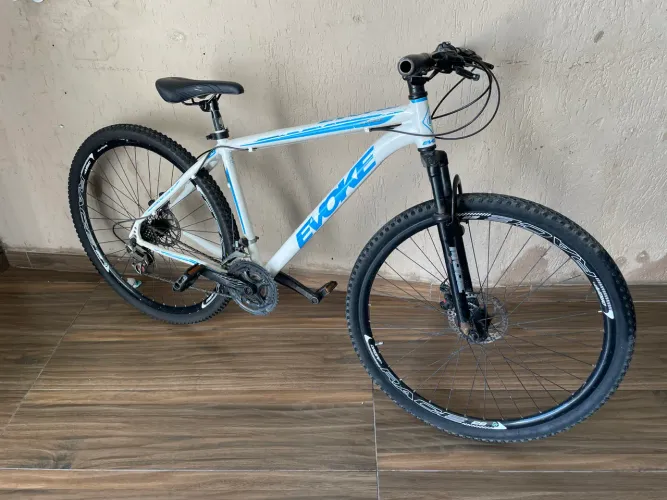 Bicicleta aro 29 tamanho 19