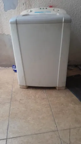 Maquina com pequeno defeito