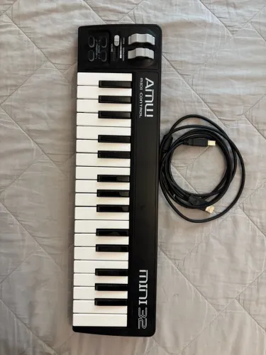 Controlador MIDI AWM MINI 32