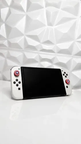 Nintendo switch oled desbloqueado pouco usado