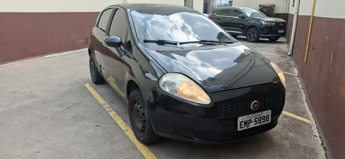 Fiat Punto 1.4 Fire Flex 8V 5P 2010