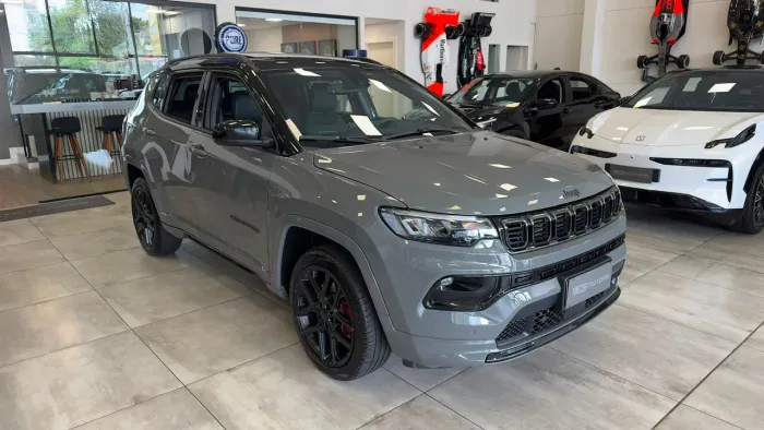 Jeep Compass Black Hurricane 2.0 4X4 TB Aut. 2025