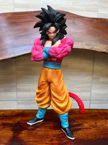 Action Figure Dragon Ball - Goku Saiyajin 4 30cm - Ultima Unidade