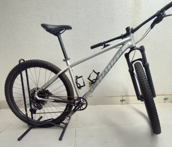 Bicicleta Rockhopper Expert 29 Specialized Tam L
