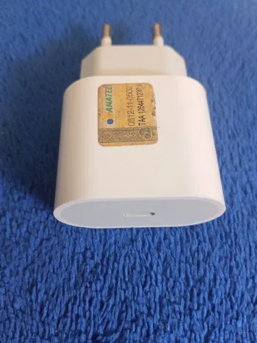 Vendo carregador Original para iPhone !