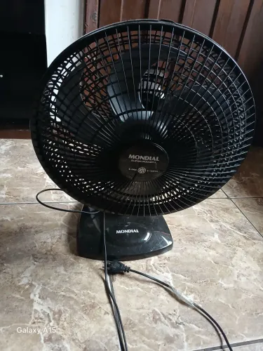Ventilador MONDIAL 30cm