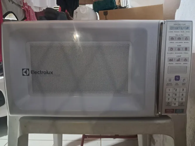 Micro-ondas Electrolux zerado ainda no plástico, Balança Digital Ainda no plástico
