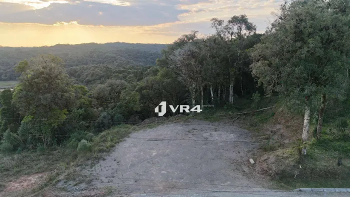 Chácara em Condomínio à Venda | Com fácil acesso | Segura | Recanto das Hortênsias | Com 2