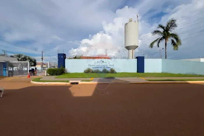 Casa à venda no Condomínio Residencial Lagoa Azul