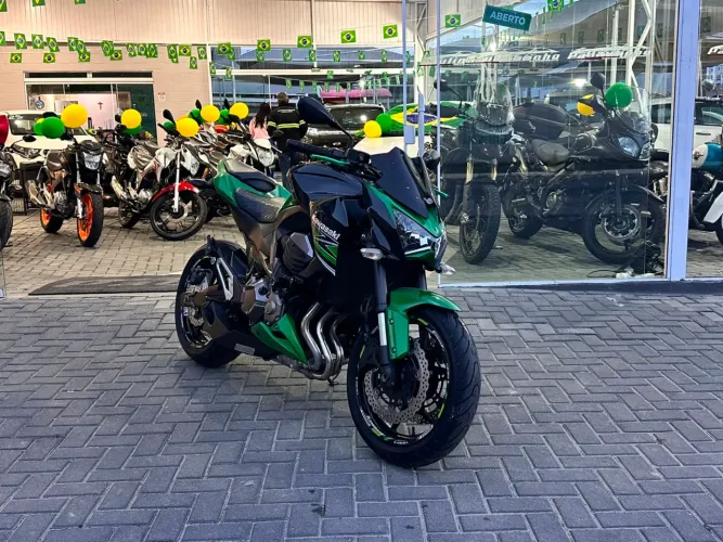 Kawasaki Z800 2016