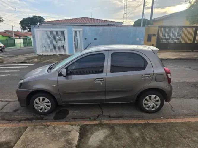 Toyota Etios X 1.3 Flex 16V 5P Aut. 2019