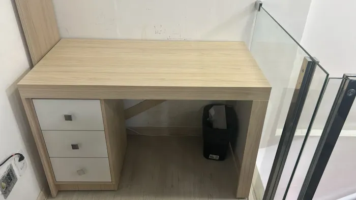 Mesa para escritório (1,20 X 0,60) 