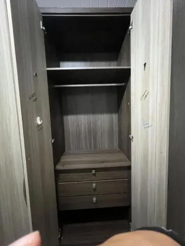 Guarda roupa