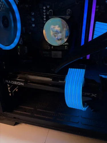 RX 6600 XT PLACA DE VIDEO ALTA PERFORMANCE