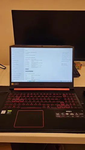 Acer Nitro 5 24Gb ram SSD nvme