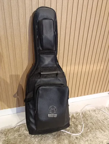 Semi case (capa) para guitarra - Couro ecológico