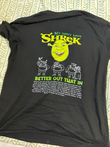 Camiseta do shrek feminina