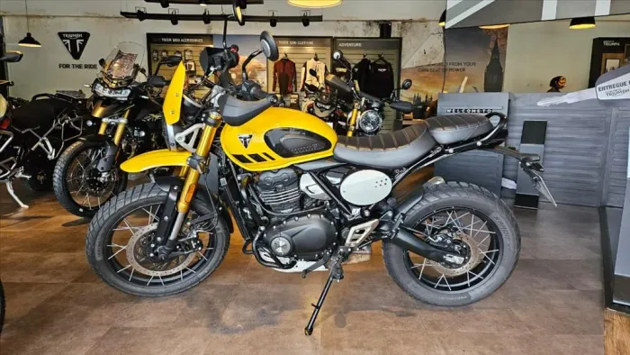 TRIUMPH SCRAMBLER 400 XC