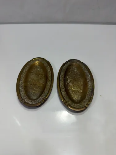 Cinzeiro antigo de bronze