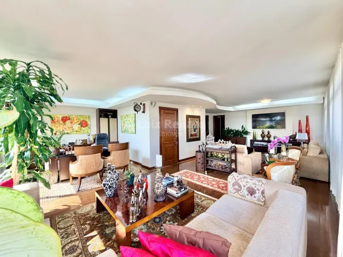 Apartamento à venda no Bairro Serra
