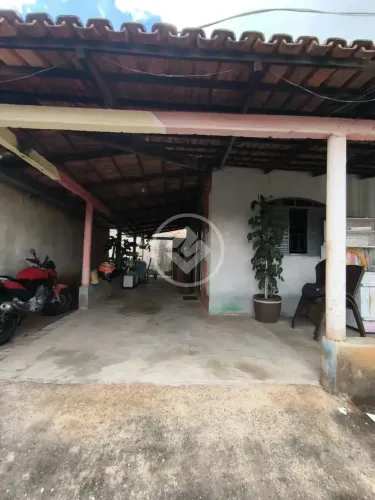 Casa no Jardim Florença - Aparecida de Goiânia codigo: 271850