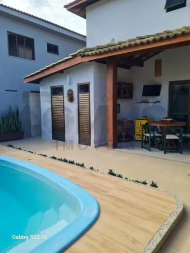 Casa Duplex no Condomínio Alamedas do Sol com 4 Quartos, sendo 1 Suíte