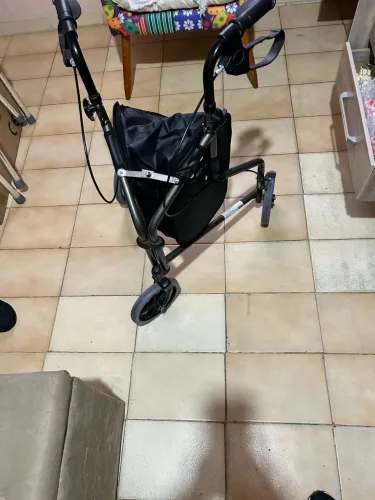 Andador triciclo adulto,geriátrico