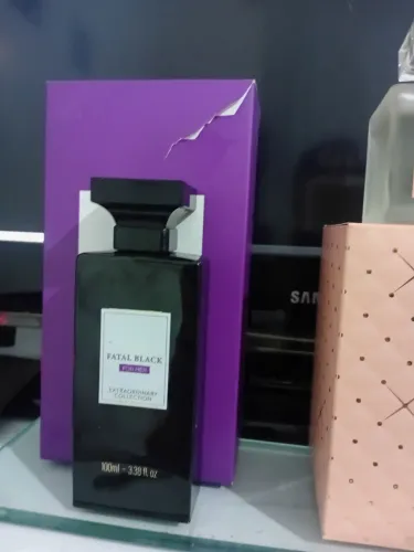 Kit 3 perfumes da wepink novos so usei uma vez vai na caixa