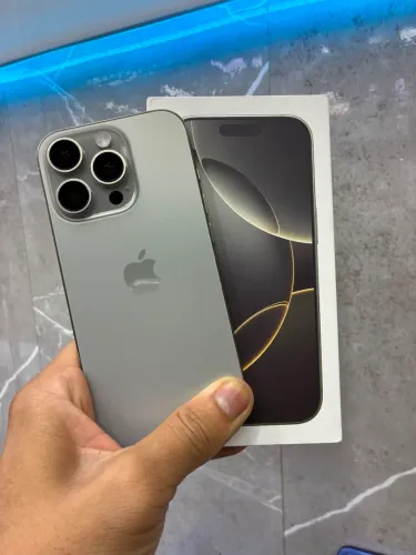 ? *Semi novo* iPhone 16 pro Max 256gb Bateria 89% C/Caixa *R$ 5.300
