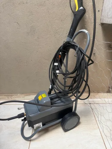 Lavadora HD585 profissional Karcher