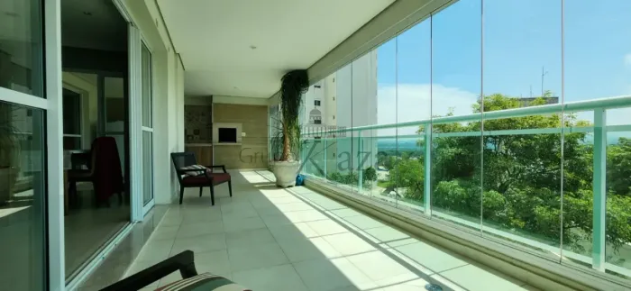 Oportunidade - Apartamento - Condomínio Helbor Belvedere - Jardim das Colinas - 4 Dormitór