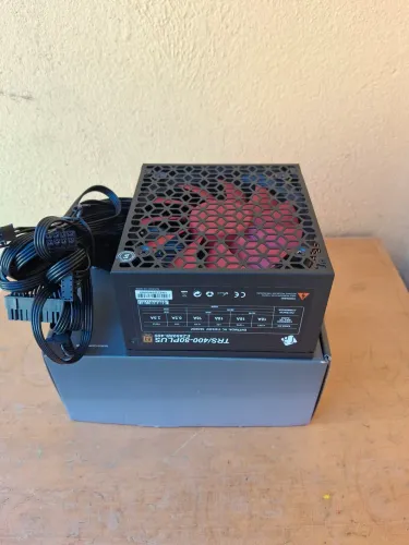 Fonte 400w 80 plus semi modular vendo ou troco