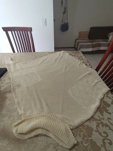 Vendo Poncho feminino- Nunca usado em perfeito estado