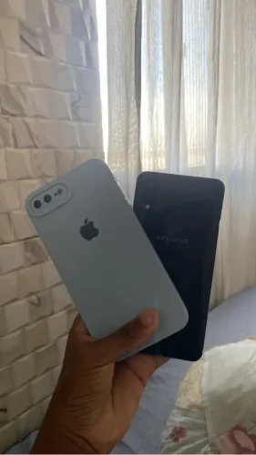 iPhone 8 Plus é Samsung a10