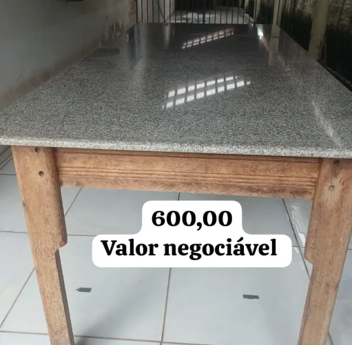 Mesa grande para 8 cadeiras 