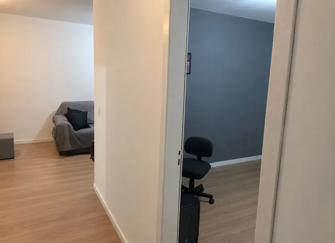 Apartamento enorme térreo 95 metros no térreo