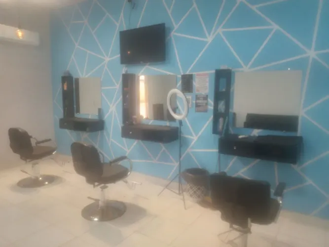 Vendo essa barbearia por 15mil