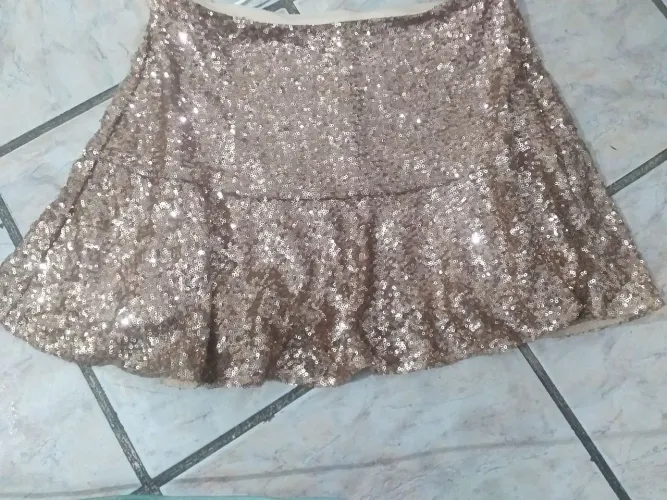 Saia dourada