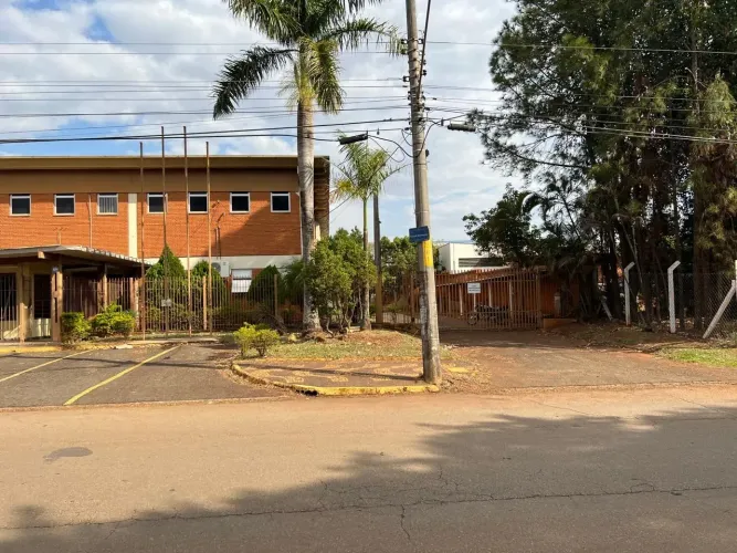 GALPÃO INDUSTRIAL ARARAS - SP (Próximo ao Centro Comercial da Cidade)